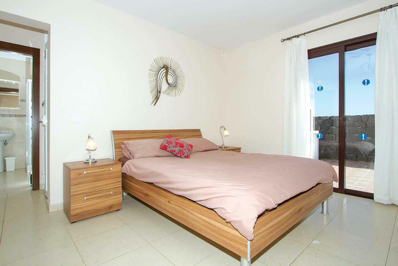 Sapphire Playa Blanca (Lanzarote) Bagian luar foto